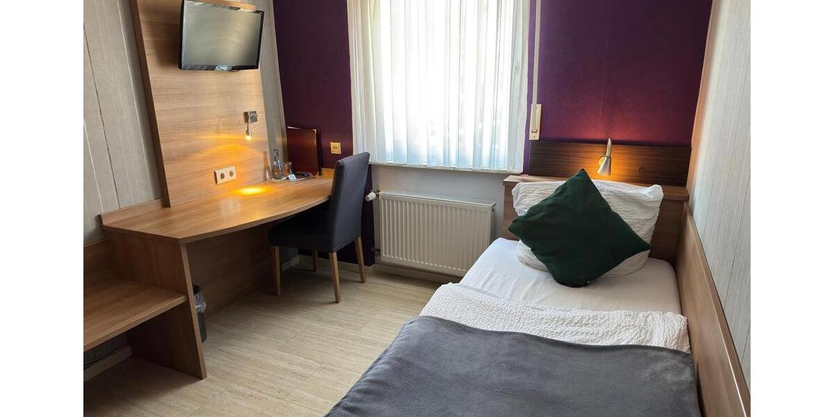 Wohnen auf Zeit Herbrechtingen - 14 Zimmer, 20 m&sup2;, 500&euro; | Angebot:25959741