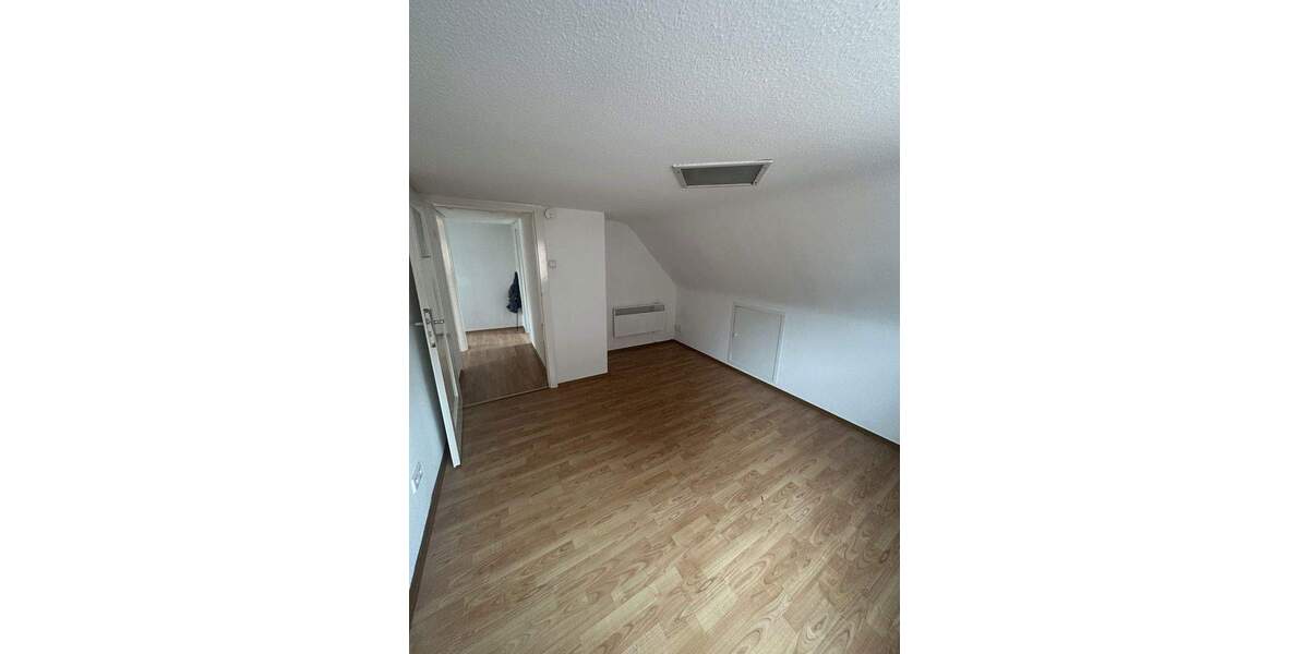 Doppelhaushälfte Stuttgart Vaihingen - 5 Zimmer, 128 m&sup2;, 1.750&euro; | Angebot:25168204