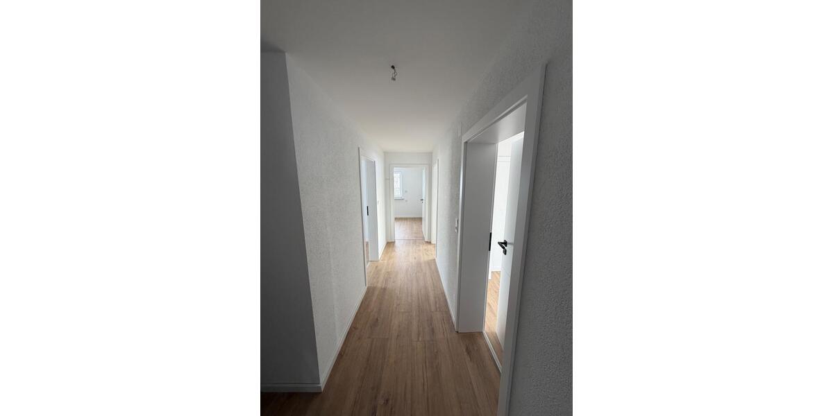 Etagenwohnung Lauben - 3 Zimmer, 96 m&sup2;, 1.360&euro; | Angebot:24740976