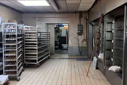 Gewerbeobjekt Köln Porz - 3.690&euro; | Angebot:26000172