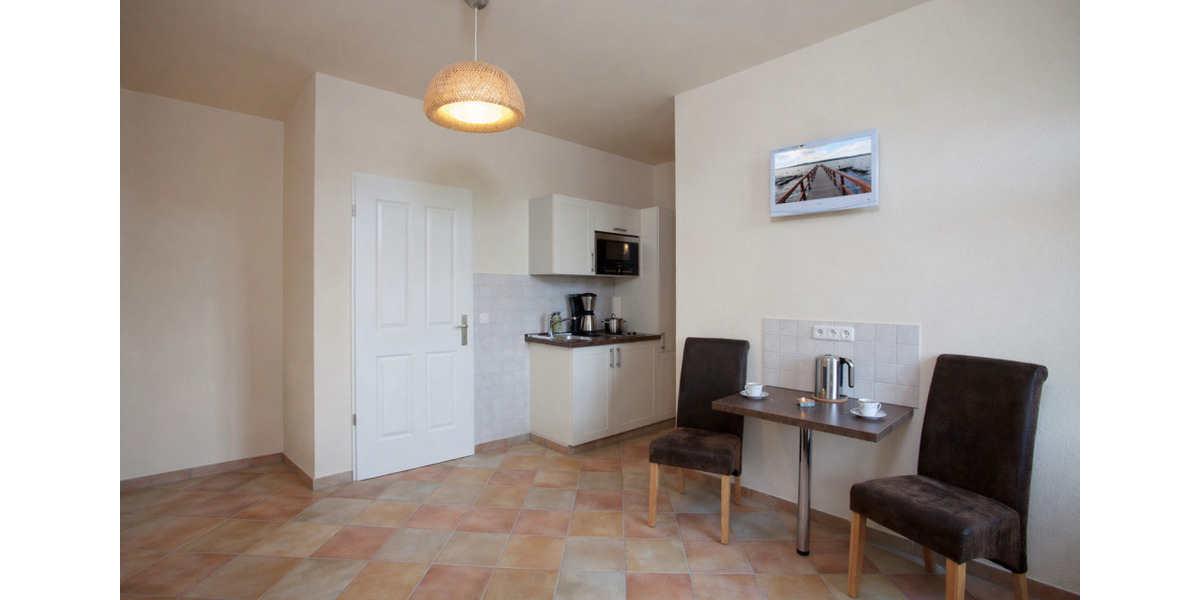 Etagenwohnung Chorin - 1 Zimmer, 18 m&sup2;, 300&euro; | Angebot:26266126