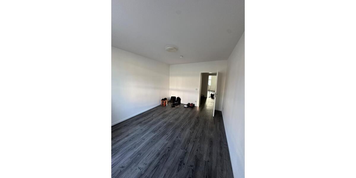 Erdgeschoßwohnung Grasleben - 4 Zimmer, 94 m&sup2;, 670&euro; | Angebot:25901440