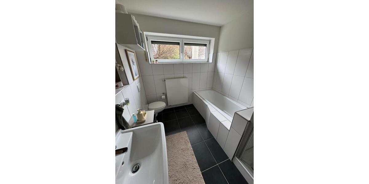 Erdgeschoßwohnung Kehl - 3 Zimmer, 102 m&sup2;, 1.130&euro; | Angebot:25715177