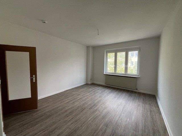 Etagenwohnung Zwickau Pölbitz - 3 Zimmer, 73 m&sup2;, 475&euro; | Angebot:26826651
