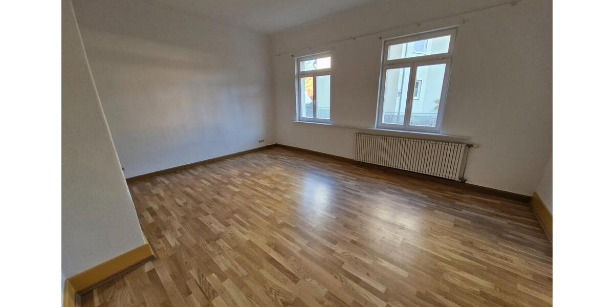 Erdgeschoßwohnung Bad Langensalza - 4 Zimmer, 169 m&sup2;, 1.095&euro; | Angebot:24183122