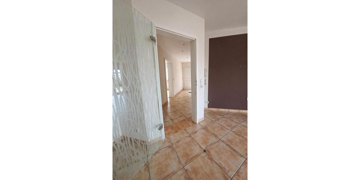 Erdgeschoßwohnung Eppelborn - 5 Zimmer, 120 m&sup2;, 980&euro; | Angebot:26285115