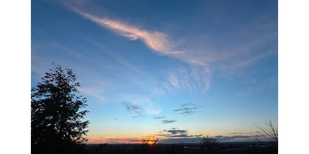 Dachgeschoßwohnung Laupheim - 4.5 Zimmer, 106 m&sup2;, 1.300&euro; | Angebot:24355904