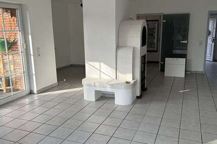 Haus Großburgwedel - 5 Zimmer, 145 m&sup2;, 1.600&euro; | Angebot:26383343