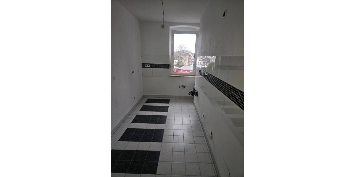 Etagenwohnung Essen Huttrop - 4 Zimmer, 85 m&sup2;, 880&euro; | Angebot:24737596