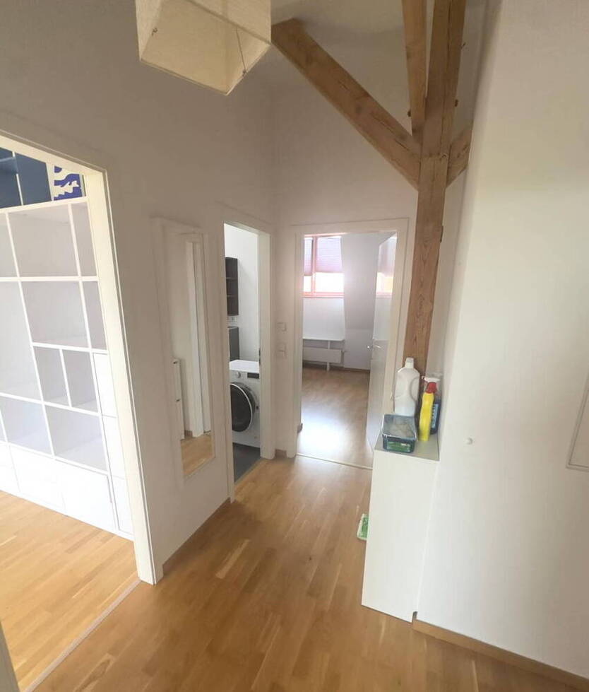 Charmante, möblierte Dachgeschoßwohnung mit Dachterrasse in Potsdam-Babelsberg