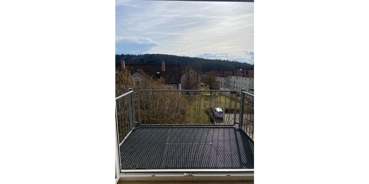 Dachgeschoßwohnung Neustadt an der Waldnaab - 1 Zimmer, 61 m&sup2;, 550&euro; | Angebot:26133090