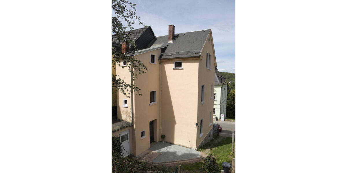Einfamilienhaus Elsterberg - 7 Zimmer, 135 m&sup2;, 1.200&euro; | Angebot:26569313