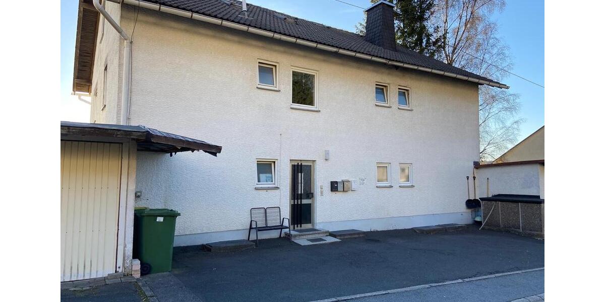 Etagenwohnung Tettau - 5 Zimmer, 117 m&sup2;, 700&euro; | Angebot:25298367