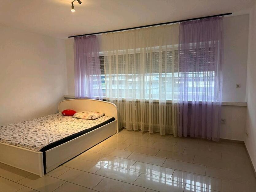1 Zimmer Wohnung in Ludwigshafen zimmer