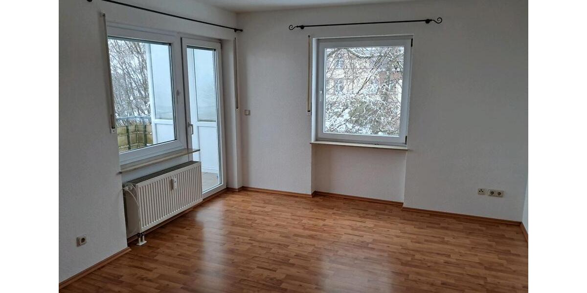 Etagenwohnung Waldbrunn - 4 Zimmer, 84 m&sup2;, 700&euro; | Angebot:25169000