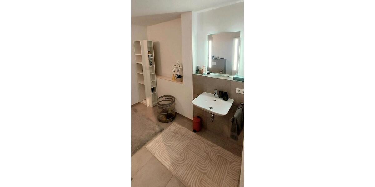 Etagenwohnung Werder (Havel) - 2 Zimmer, 67 m&sup2;, 1.350&euro; | Angebot:25402564