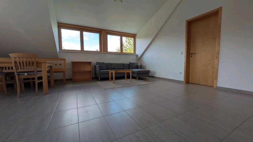Dachgeschoßwohnung Schongau - 3 Zimmer, 84 m&sup2;, 1.125&euro; | Angebot:26648160