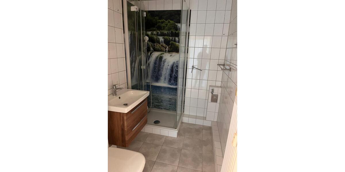 Etagenwohnung Neustrelitz - 3 Zimmer, 54 m&sup2;, 435&euro; | Angebot:26561531