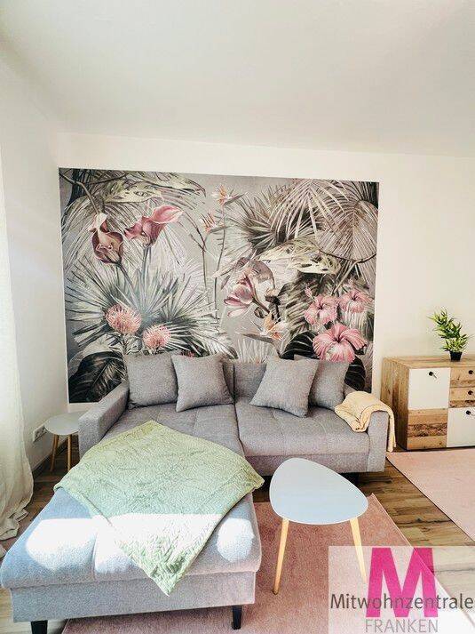 MÖBLIERTE - Exklusive, frisch sanierte und möblierte 2-Zimmerwohnung in zentraler Lage in Nürnberg