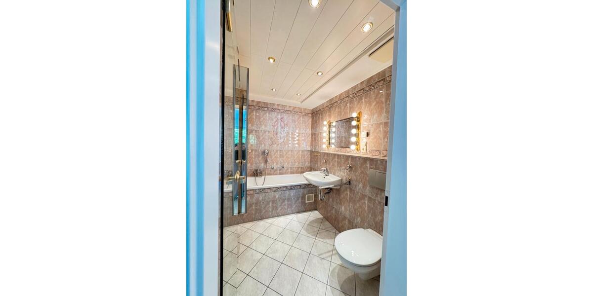 Etagenwohnung Köln Rodenkirchen - 3 Zimmer, 77 m&sup2;, 1.995&euro; | Angebot:26670832