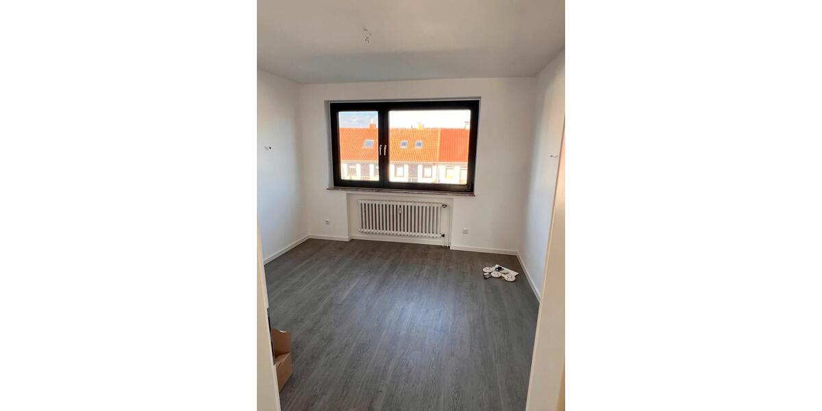 Etagenwohnung Hameln - 3 Zimmer, 82 m&sup2;, 890&euro; | Angebot:25049570