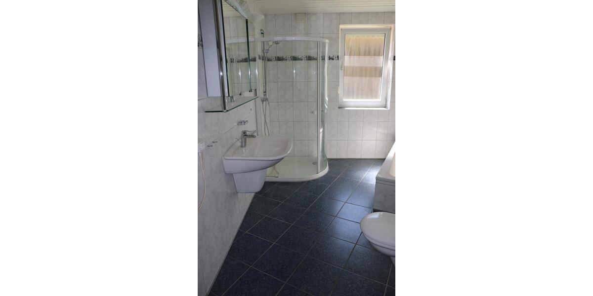 Erdgeschoßwohnung Rühen - 2 Zimmer, 64 m&sup2;, 505&euro; | Angebot:24600694