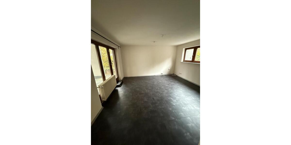 Mehrfamilienhaus in Wiesbaden-Naurod 9 zimmer