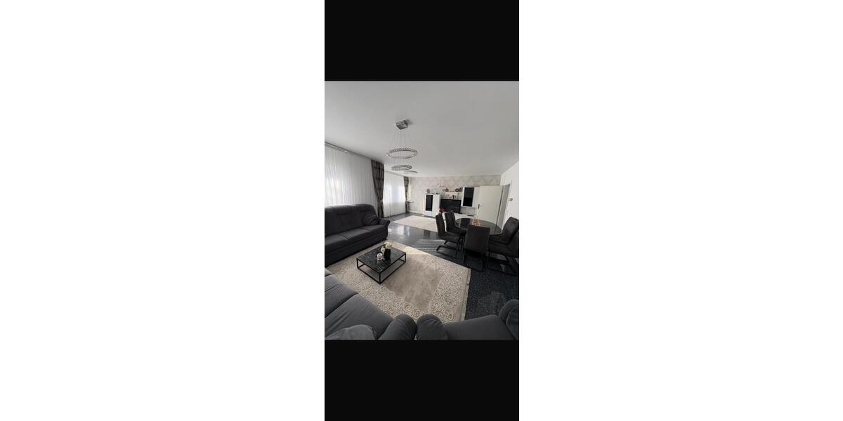 Etagenwohnung Köln Mülheim - 3 Zimmer, 95 m&sup2;, 1.160&euro; | Angebot:26226701