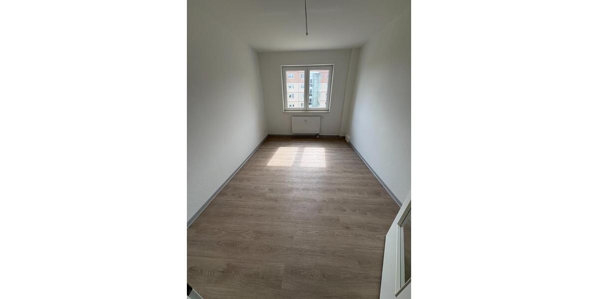Etagenwohnung Malchin - 3 Zimmer, 70 m&sup2;, 661&euro; | Angebot:21800638