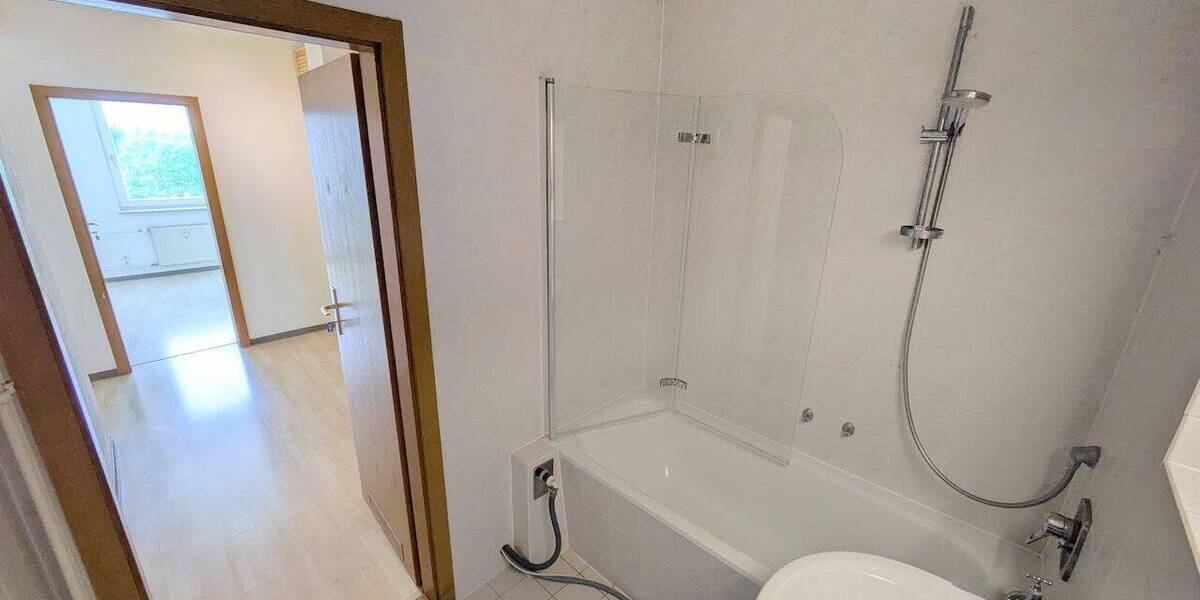 Etagenwohnung Dresden Johannstadt-Nord - 3 Zimmer, 63 m&sup2;, 650&euro; | Angebot:26768120