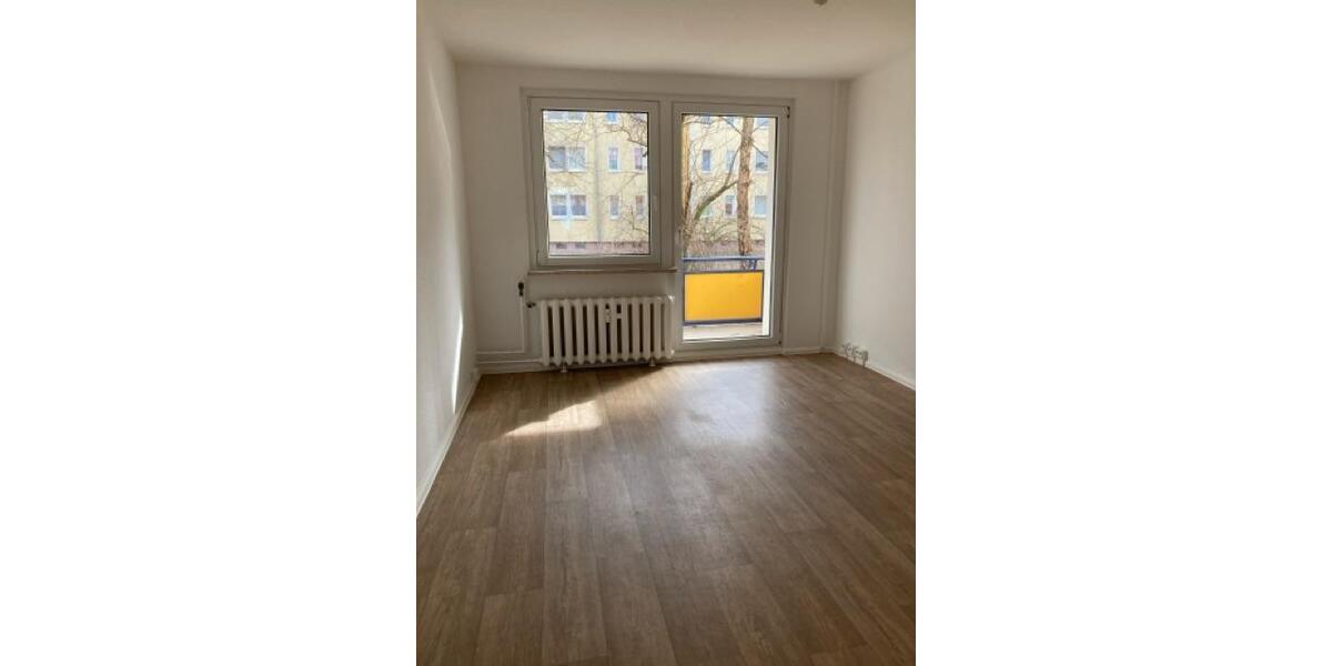Etagenwohnung Bernburg (Saale) - 4 Zimmer, 73 m&sup2;, 426&euro; | Angebot:26678140