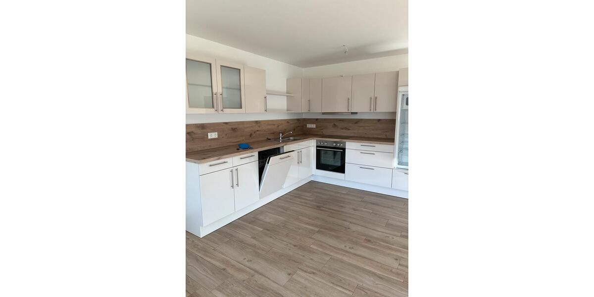 Erdgeschoßwohnung Schramberg - 3.5 Zimmer, 100 m&sup2;, 895&euro; | Angebot:25219349