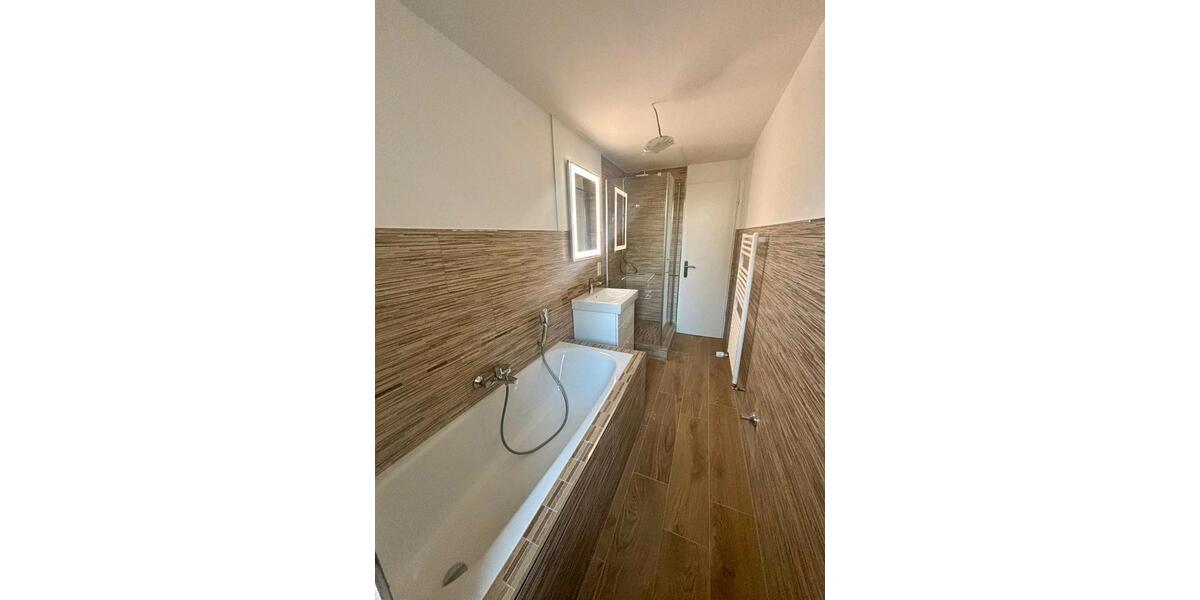 Etagenwohnung Eschborn - 3 Zimmer, 78 m&sup2;, 1.788&euro; | Angebot:25222690