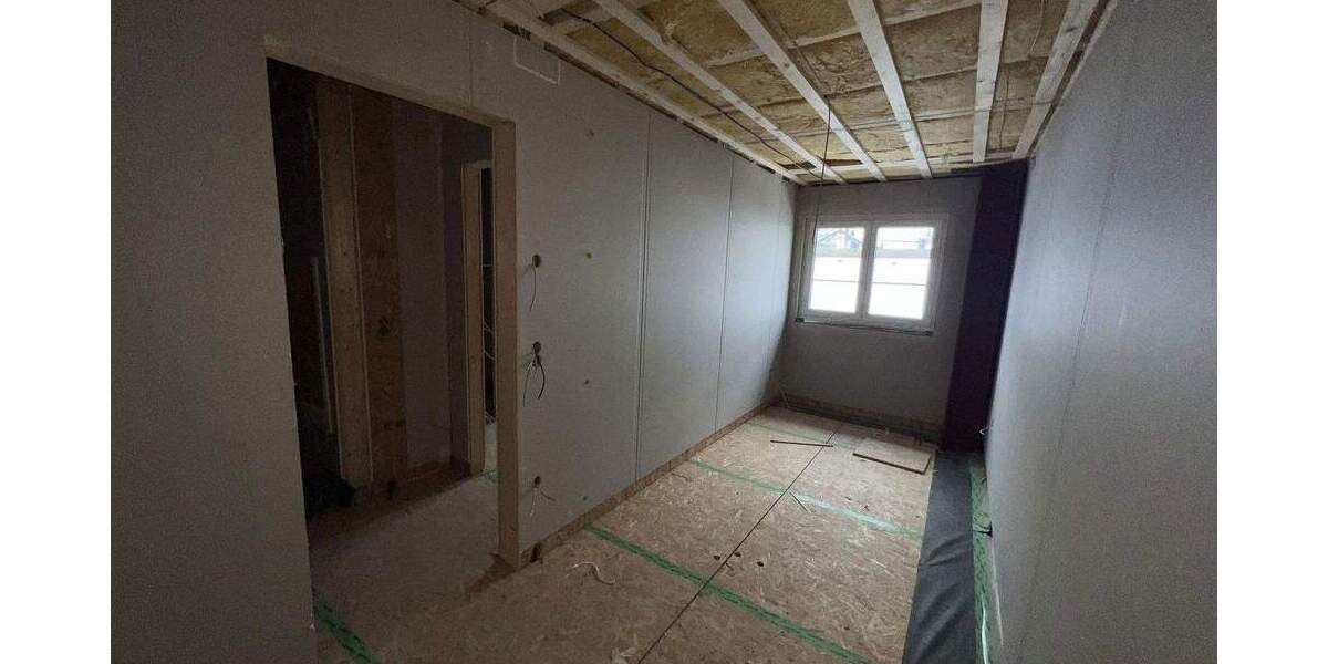 Exklusives Neubau-Reihenmittelhaus - Erstbezug in Kirchseeon vom Eigentümer 6 zimmer