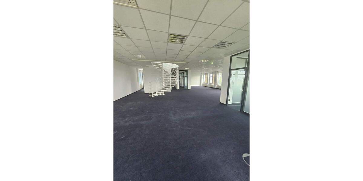 Gewerbeobjekt Wiedemar - 1 Zimmer, 598 m&sup2;, 5.088&euro; | Angebot:25916714