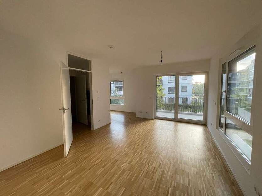 Wohnung zum Mieten in Nürnberg 773,39 € 50.22 m²
