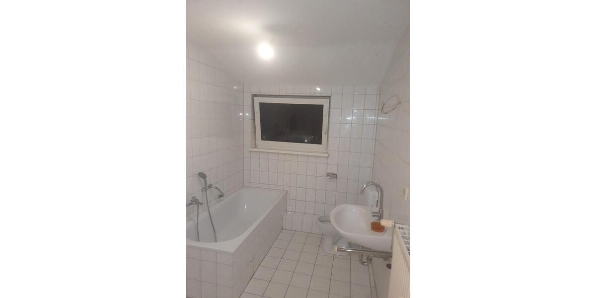 Dachgeschoßwohnung Kirchheimbolanden - 3 Zimmer, 73 m&sup2;, 800&euro; | Angebot:26335201