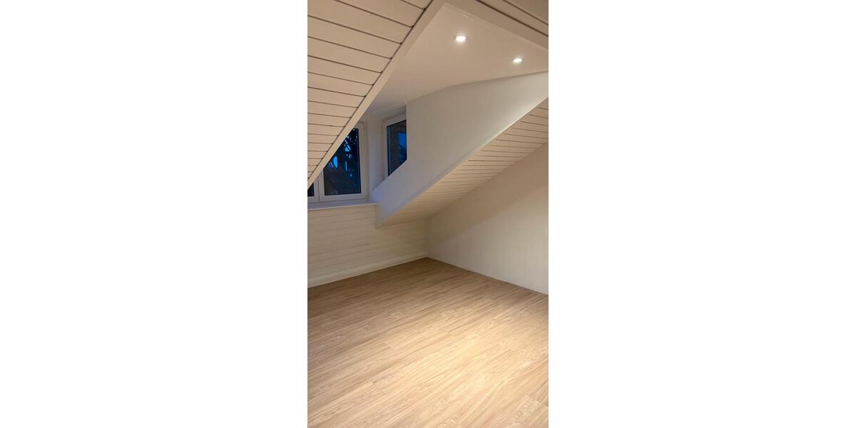 Einfamilienhaus Konstanz - 5.5 Zimmer, 300 m&sup2;, 3.100&euro; | Angebot:24628636