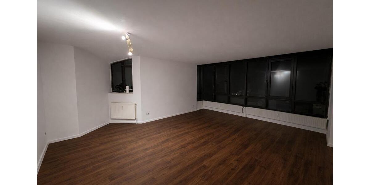 Hochparterre Delmenhorst - 2 Zimmer, 62 m&sup2;, 1.000&euro; | Angebot:25157605