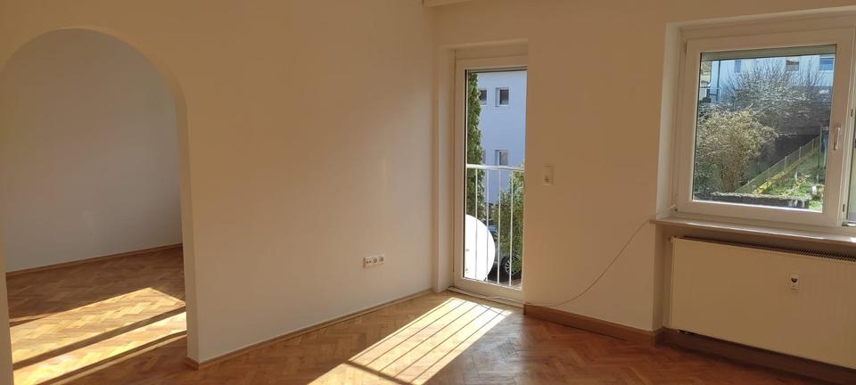 Helle und sehr schöne 4-Zimmer Wohnung in Gaustadt 4 zimmer