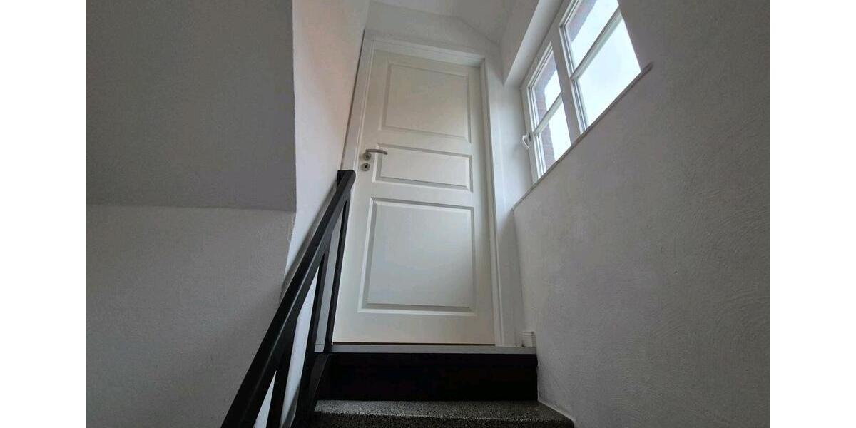 4 Zimmer, EBK, Balkon, 75m2 4 zimmer