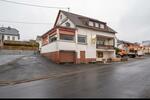 Einfamilienhaus Uersfeld - 5 Zimmer, 215 m&sup2;, 1.200&euro; | Angebot:26699374