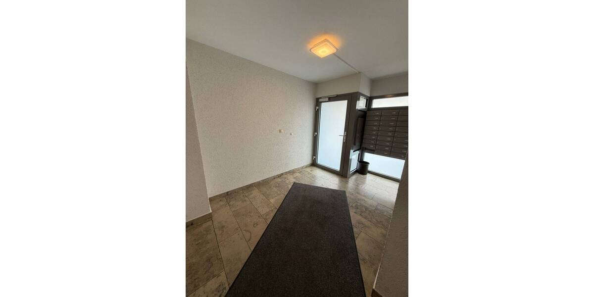 Etagenwohnung Nürnberg Großreuth b Schweinau - 3 Zimmer, 83 m&sup2;, 1.100&euro; | Angebot:25971192