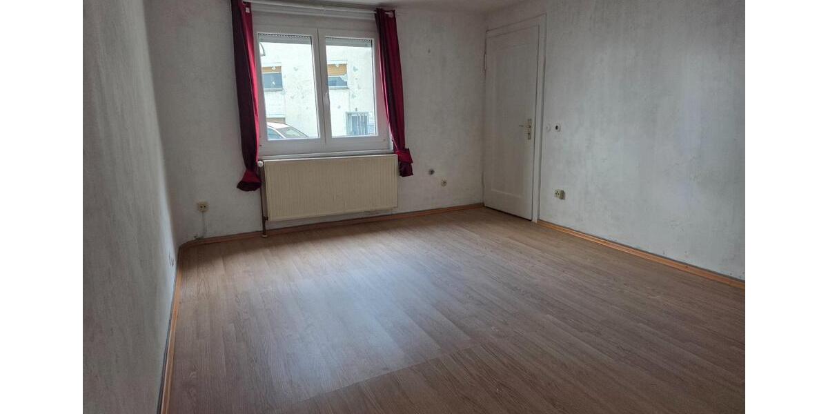 Erdgeschoßwohnung Sulz am Neckar - 4 Zimmer, 100 m&sup2;, 670&euro; | Angebot:26231221