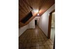 Dachgeschoßwohnung Grünberg - 3 Zimmer, 93 m&sup2;, 900&euro; | Angebot:26432407