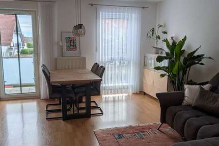 Wohnung Lenting - 3 Zimmer, 69 m&sup2;, 820&euro; | Angebot:26988282