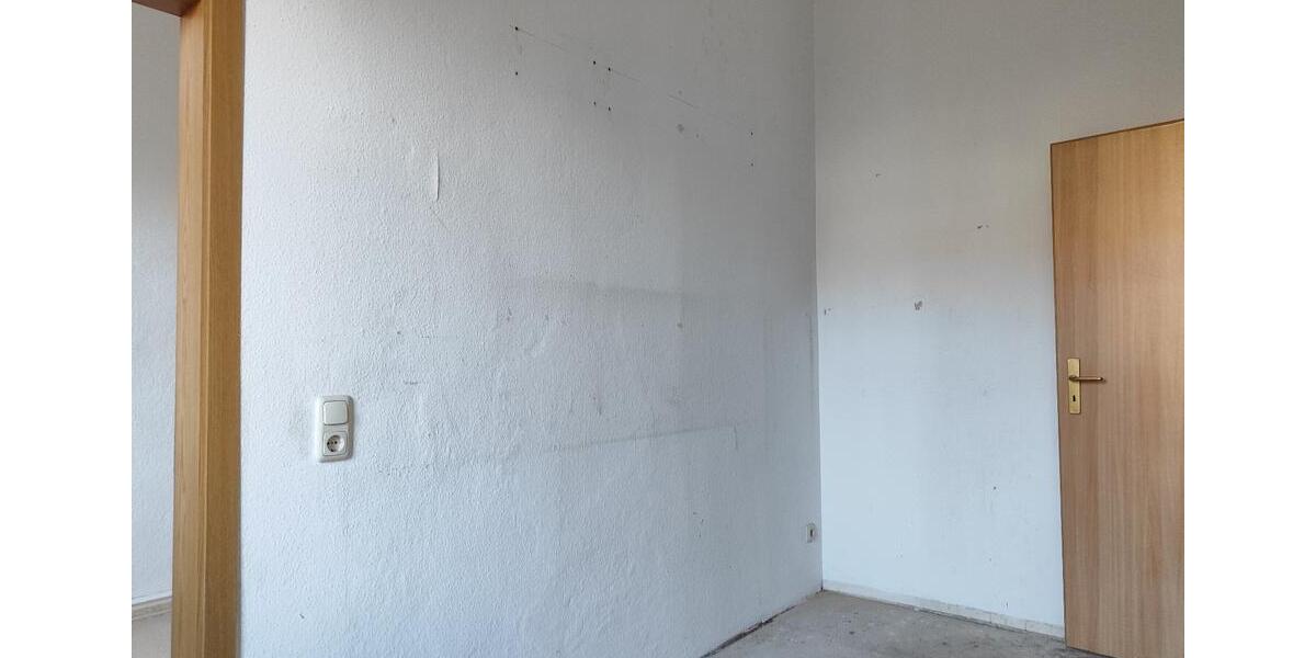 Etagenwohnung Roßwein - 3 Zimmer, 60 m&sup2;, 270&euro; | Angebot:26011097