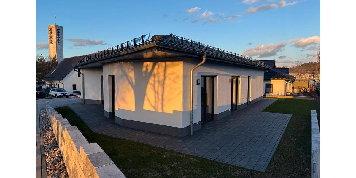 Bungalow Bad Wildungen - 4 Zimmer, 150 m&sup2;, 2.000&euro; | Angebot:23476136