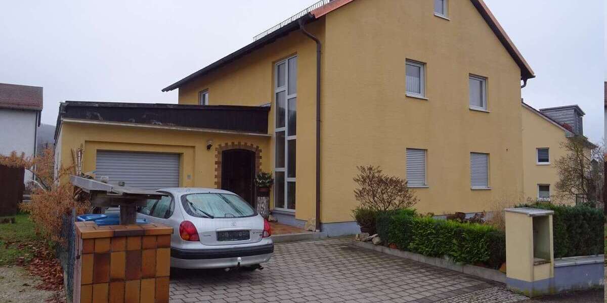 Einfamilienhaus Berching Pollanten - 4 Zimmer, 165 m&sup2;, 1.450&euro; | Angebot:27032487
