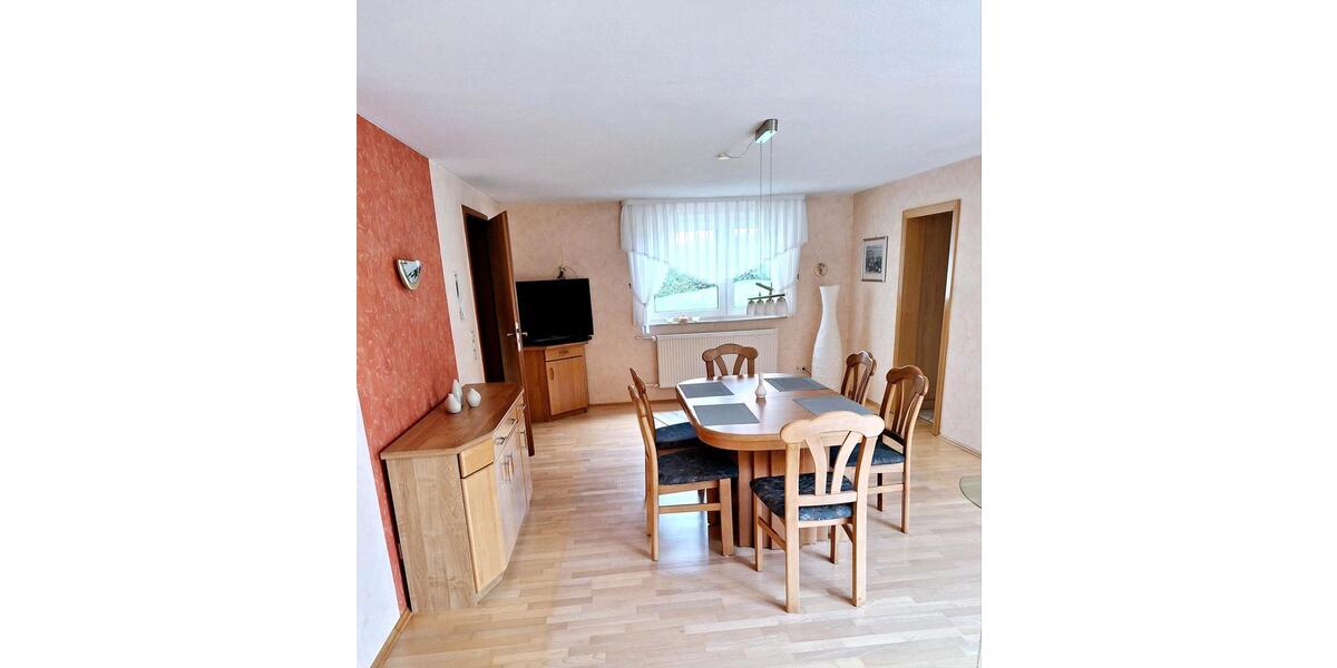 Wohnen auf Zeit Eiterfeld - 5 Zimmer, 130 m&sup2;, 35&euro; | Angebot:23328823